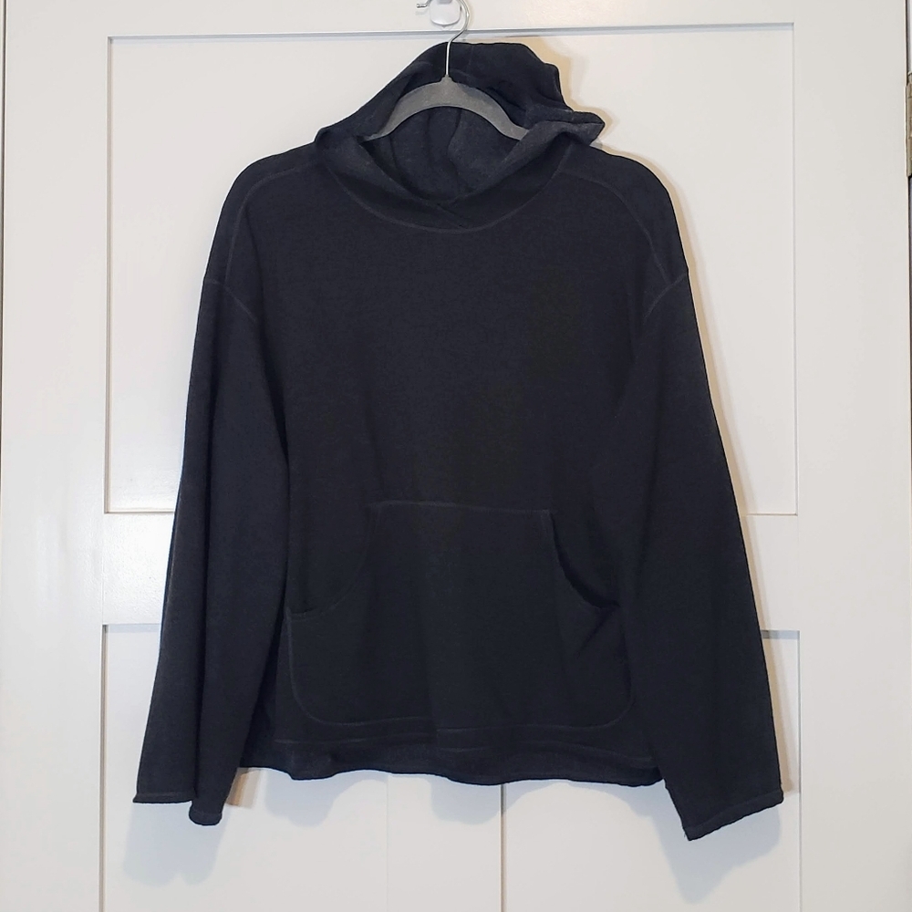 Max Studio Hoodie Shirt Size Medium Oversized Charcoal Gray Kangaroo Pocket